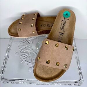 Autenti Women's Leather‎ Studded Slip on Sandals Size 8